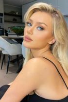 8 939 470-69-70 Проститутка Юля (21 лет, Киров)